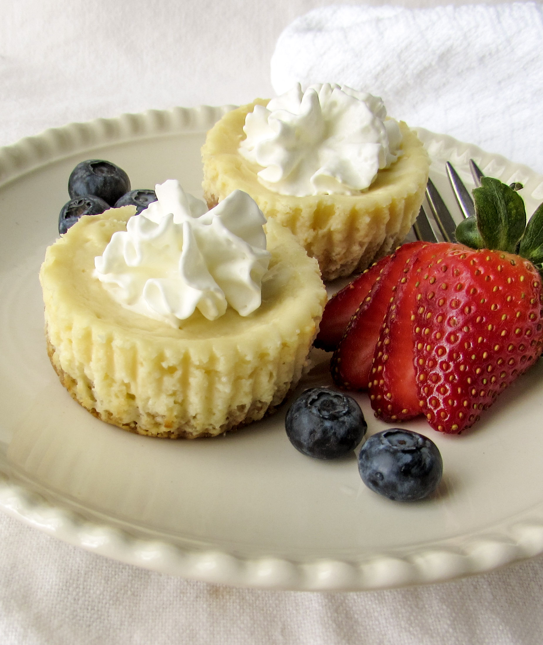 Mini White Chocolate Cheesecakes - White Flower Lane Recipes